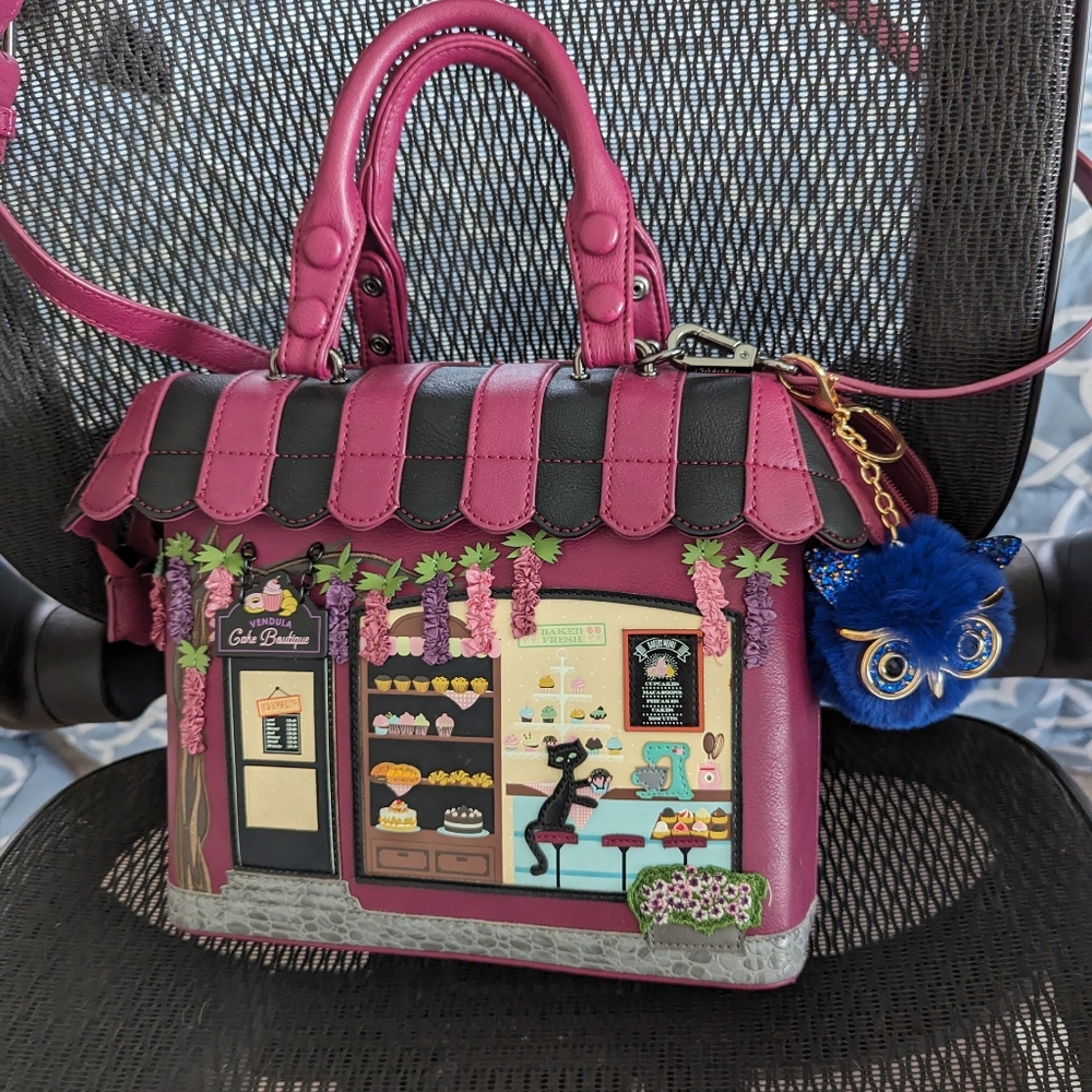 vendula london cat cafe purse 👜